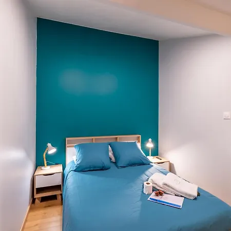La Perle Lune -chambre En Colocation- Centre - - Parking Gasthof Ambérieu-en-Bugey