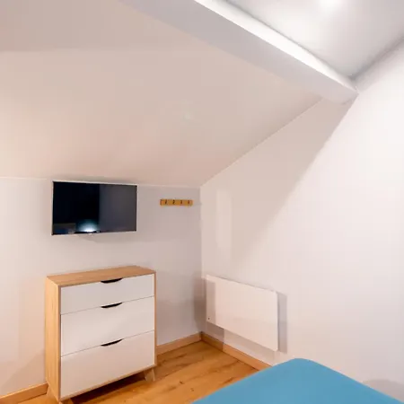 La Perle Lune -chambre En Colocation- Centre - - Parking Ambérieu-en-Bugey