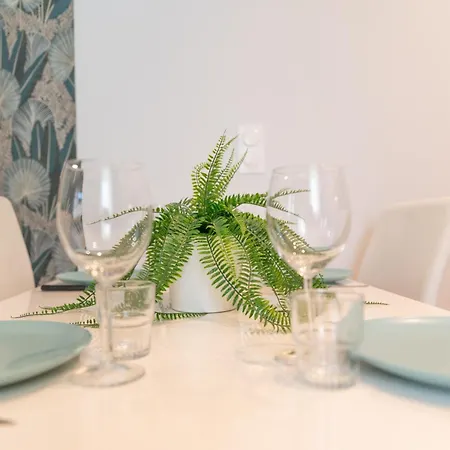 La Perle Lune -chambre En Colocation- Centre - - Parking Guest house *