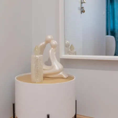 La Perle Lune -chambre En Colocation- Centre - - Parking Amberieu-en-Bugey